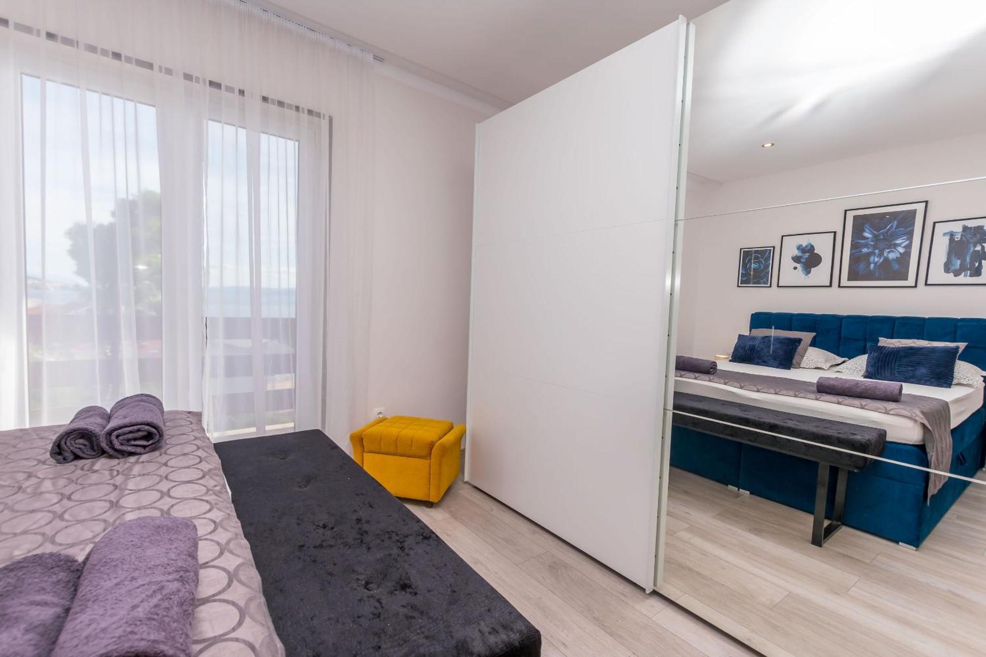 Apartments Mladen Duce Exterior photo